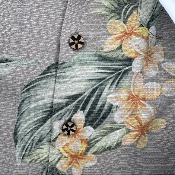 Jamaica Jaxx Men’s Short-Sleeve Silk Hawaiian Shirt – Size Medium - Picture 3 of 8